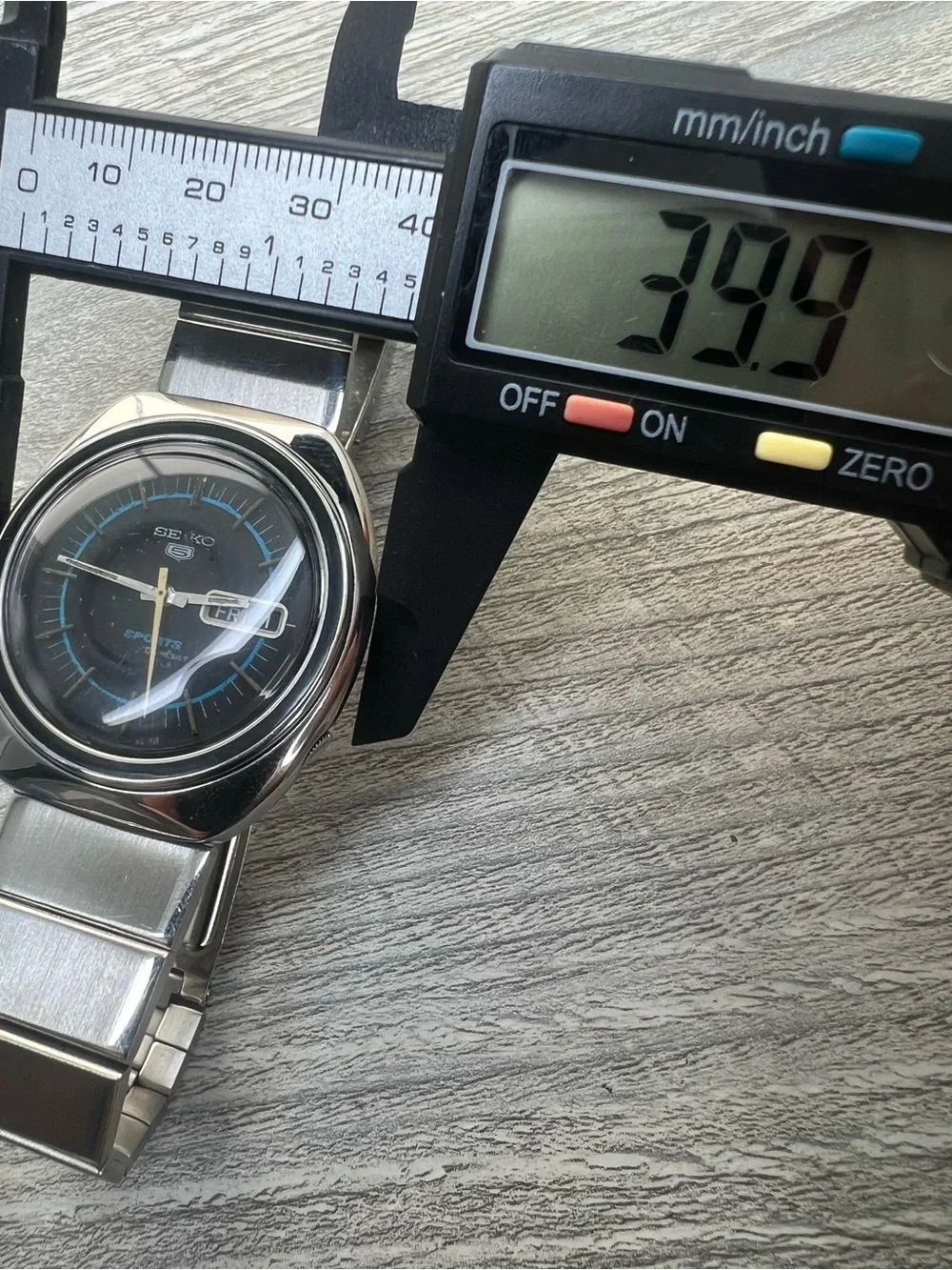 Seiko 5 Sports Automatic Mens watch